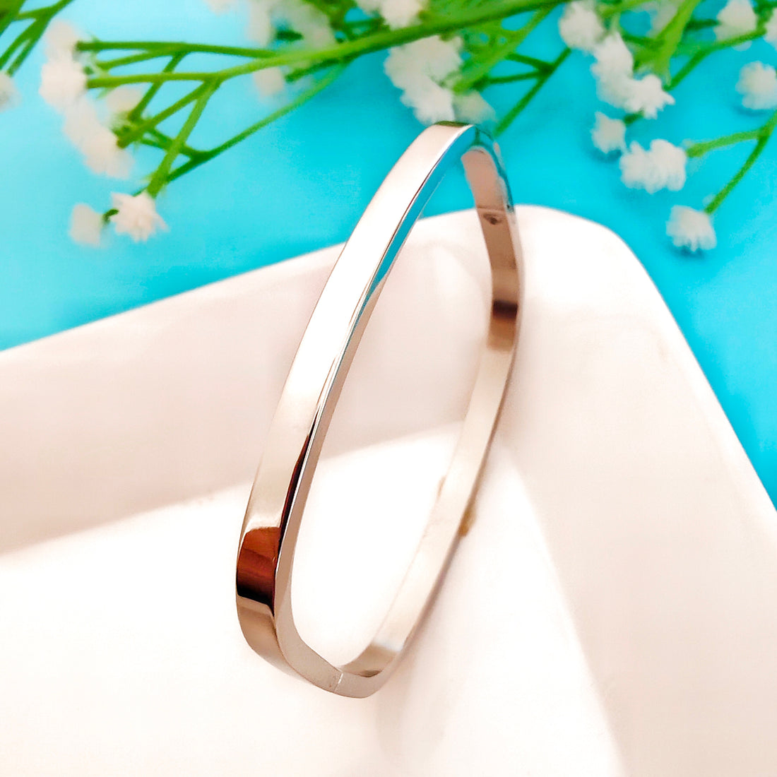 Trendy square bracelet