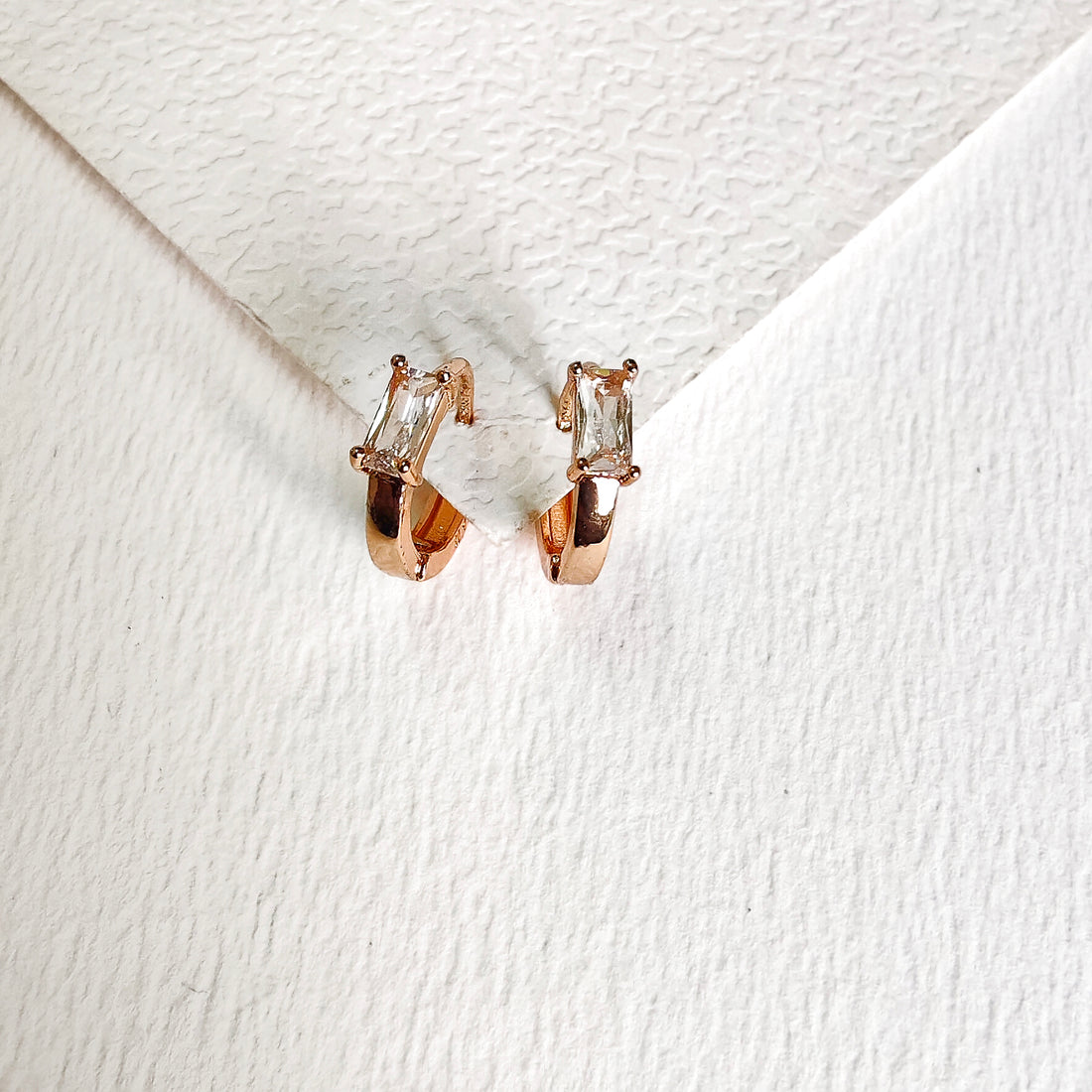 Cushion blue bali earring