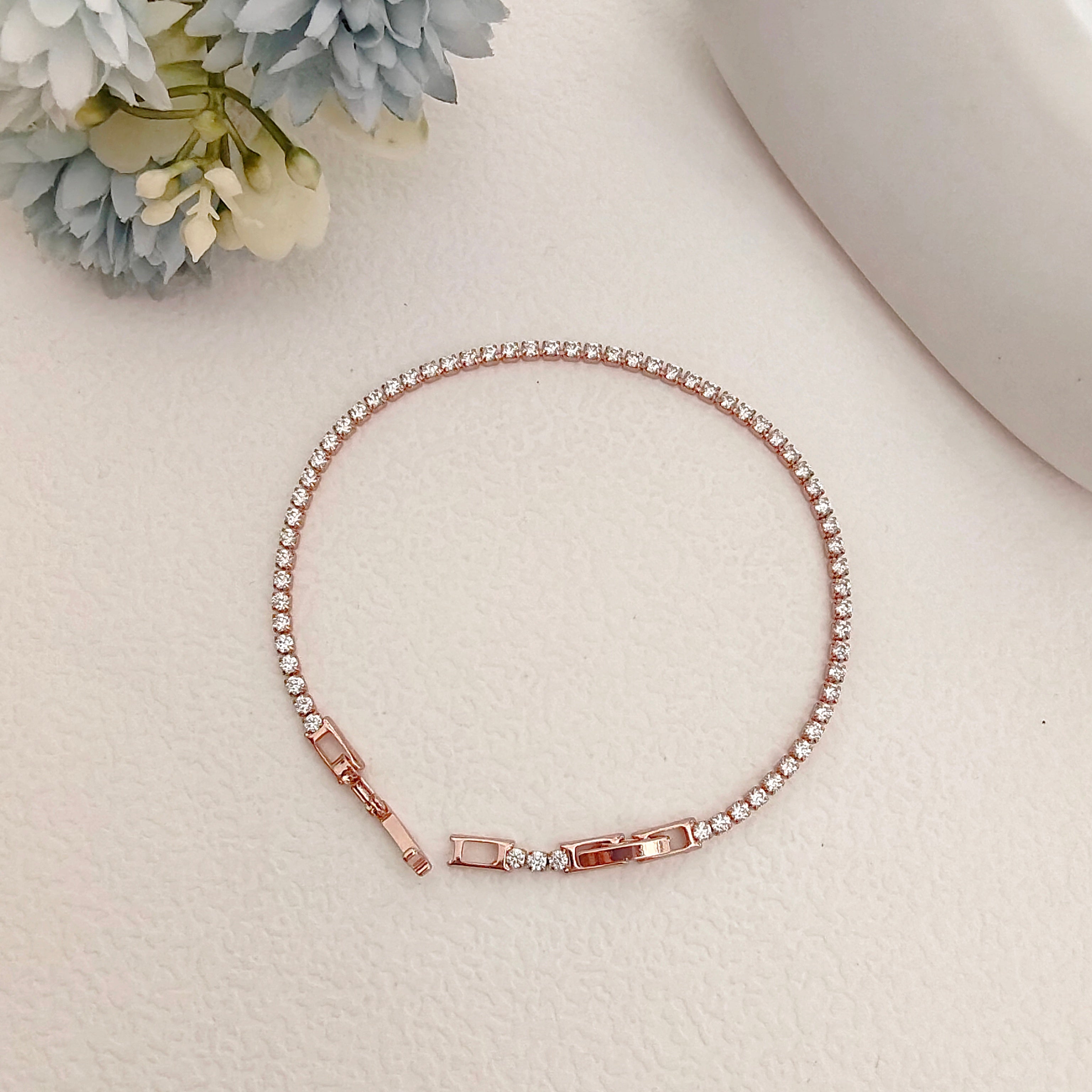 Sparkling diamond bracelet