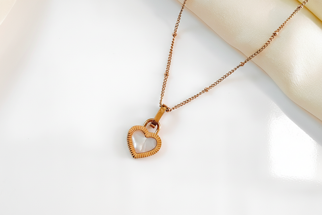 Black n white heart necklace