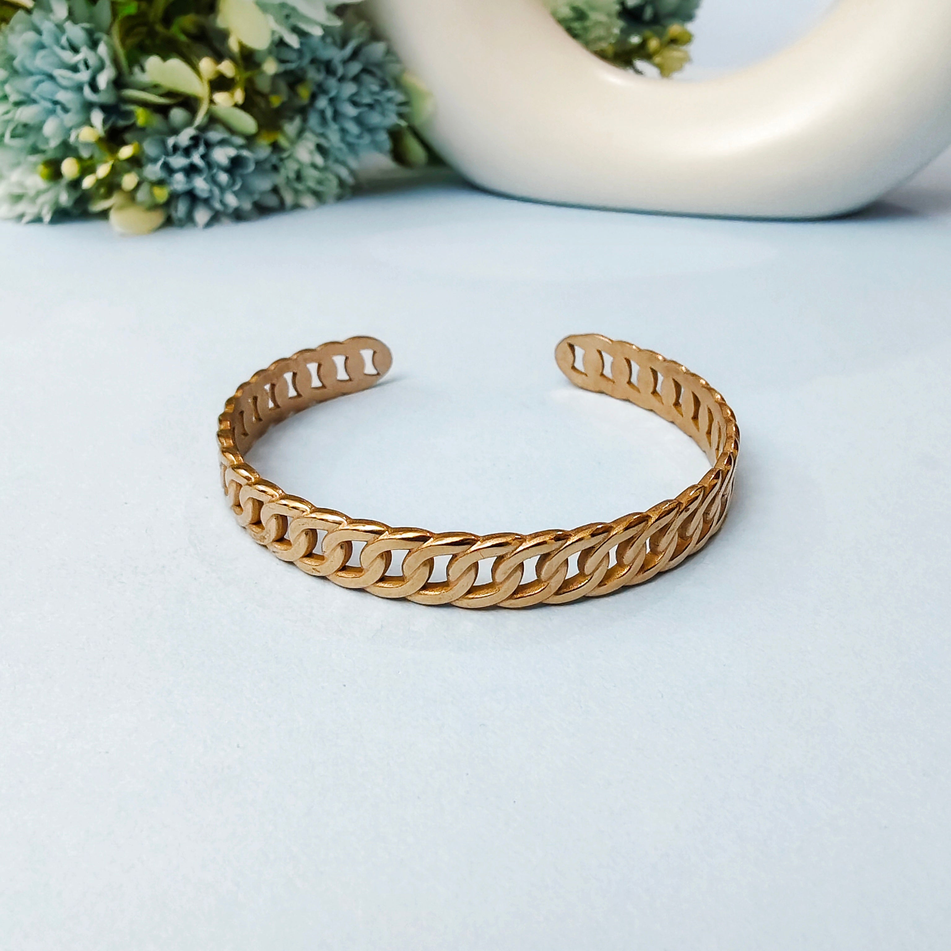 Link bracelet