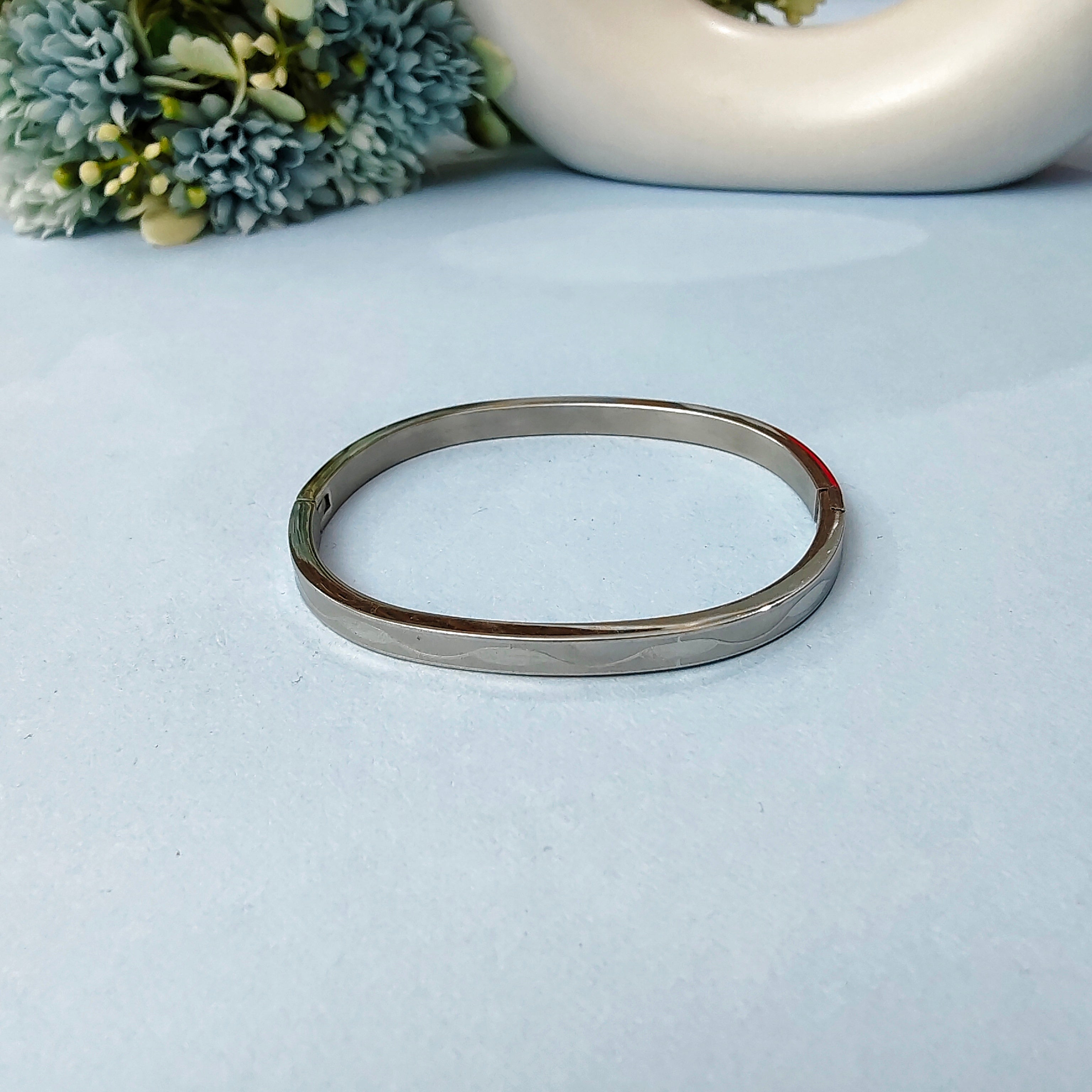 Mate textured bracelet