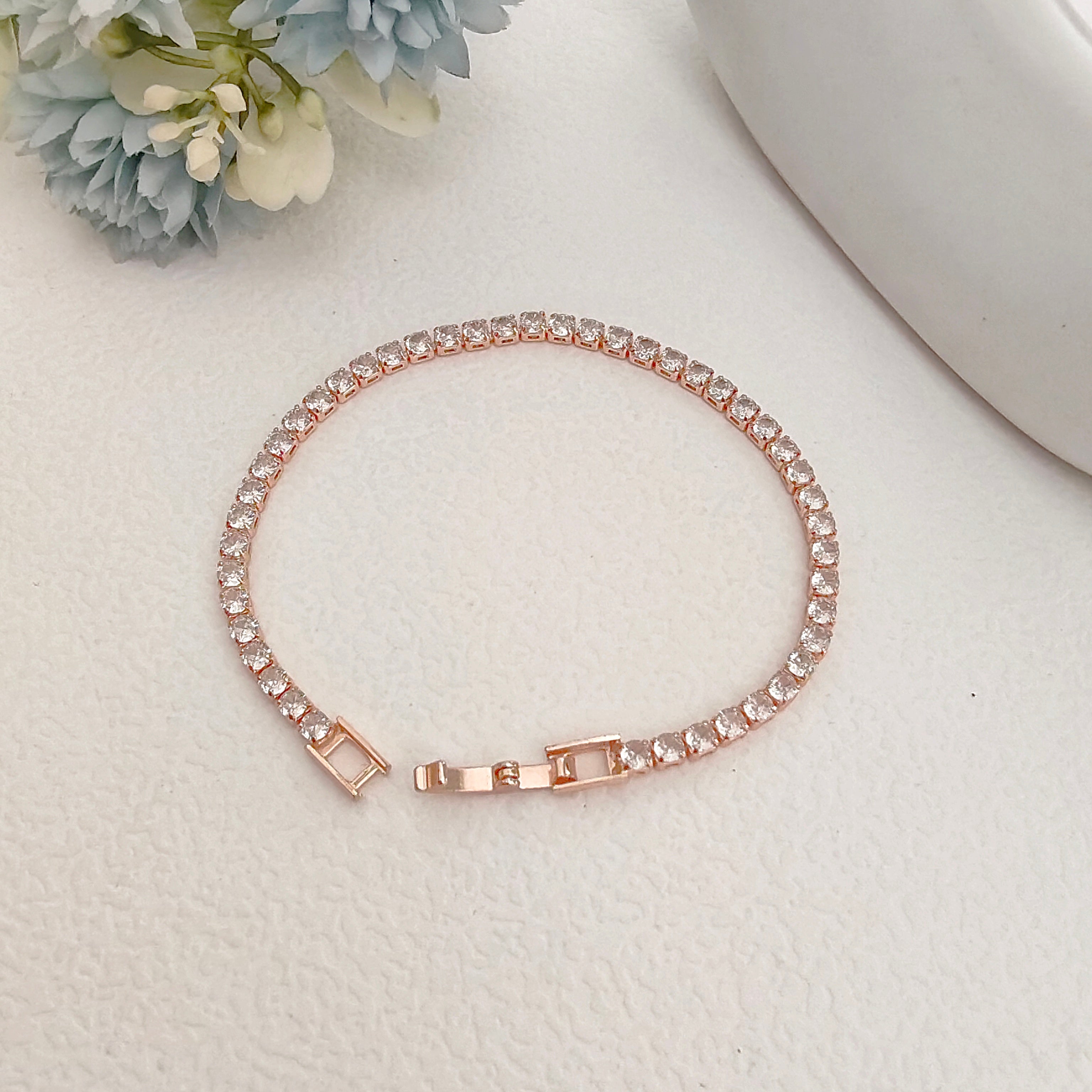 Square ice bracelet
