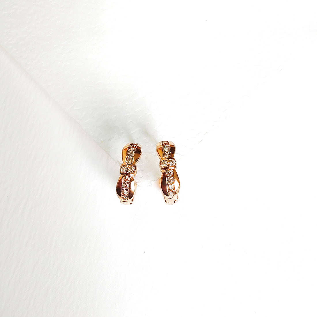Bow daimond bali earring