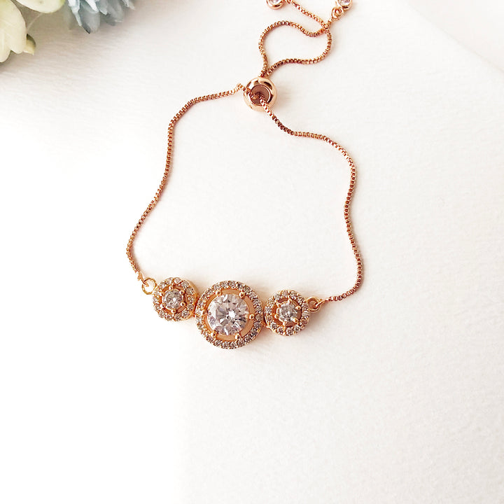 Trendy round bracelet