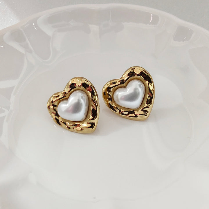 HEART PEARL EARRING